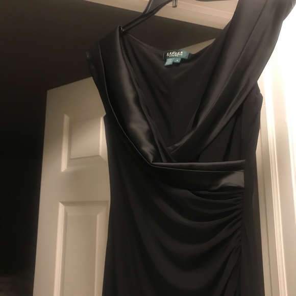 Evening gown - Picture 8 of 8